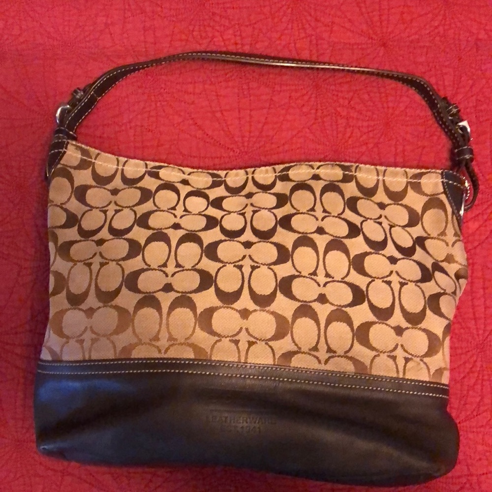 Hand bag
